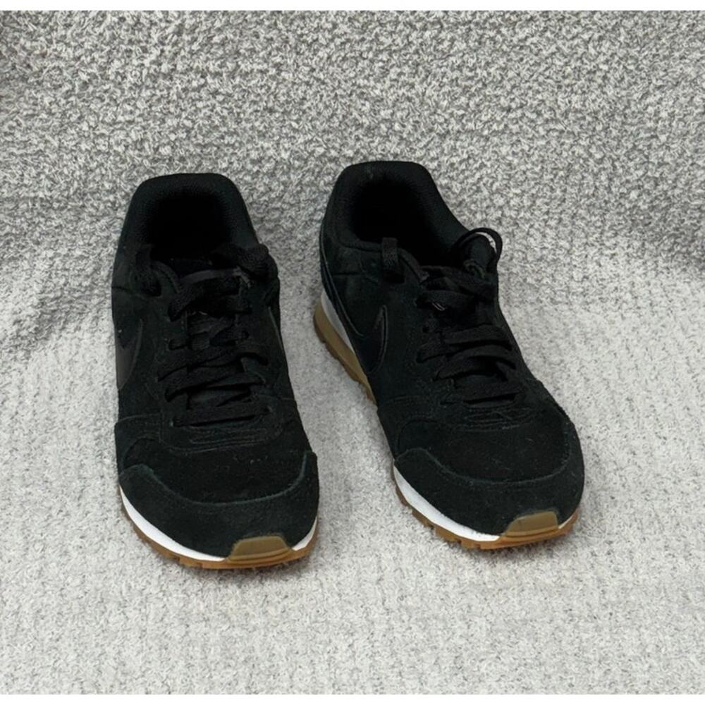 Nike Women's Black Suede Leather  Athletic Shoes Size 8 #69718